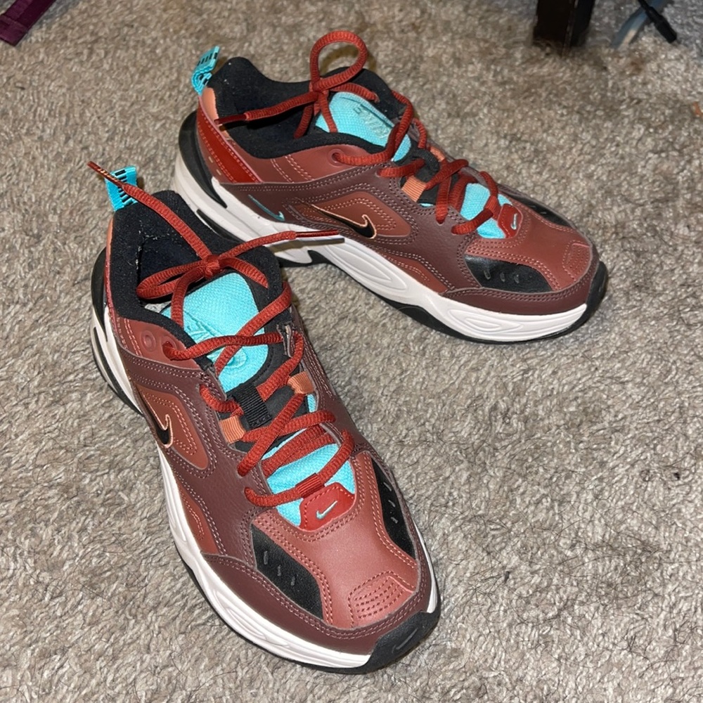 Nike tekno